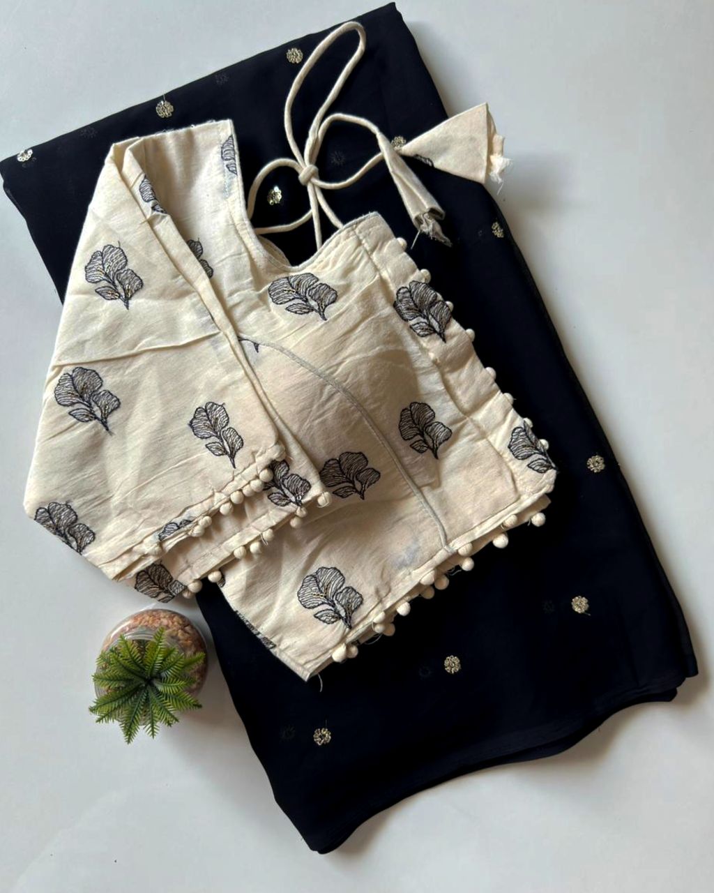 Pavi saree + stitch blouse